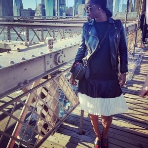 Meet your Posher, Veleda